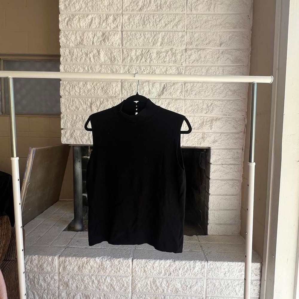 Black Knit mock neck sleeveless sweater